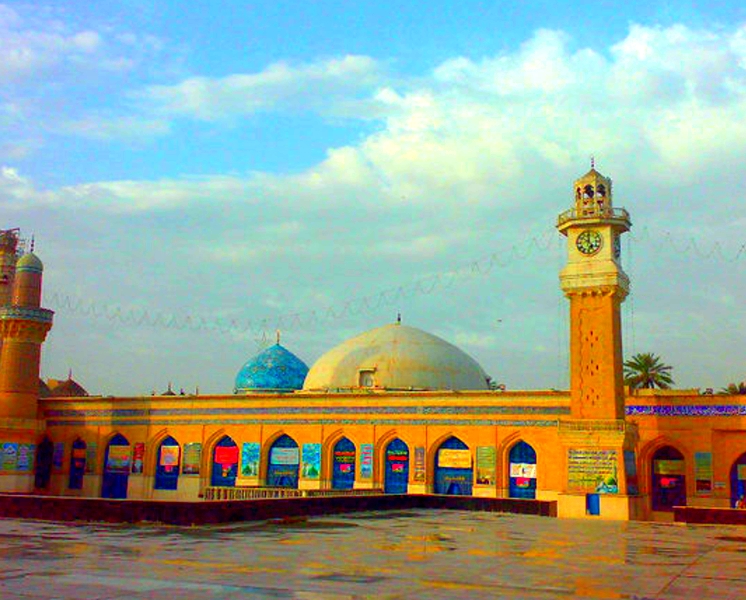 day in baghdad mosque 